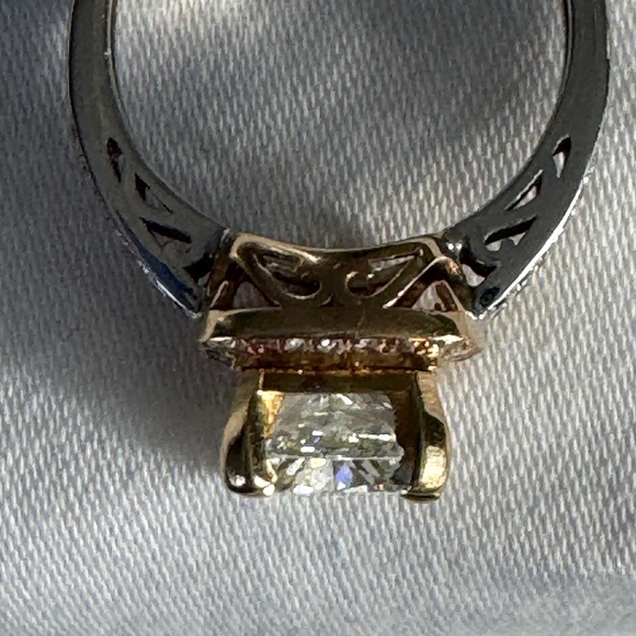 Diamond ring - Picture 2 of 8